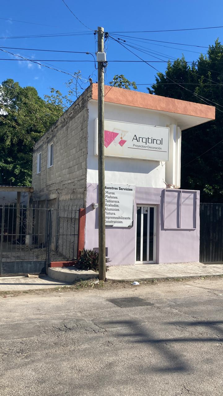 Exterior de Arqtirol desde otro ángulo